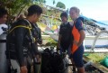 Druh den potpn, holky zkou Intro Dive.
